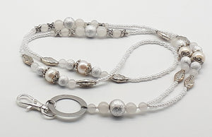 Fresh water pearls and white agates lanyard necklace