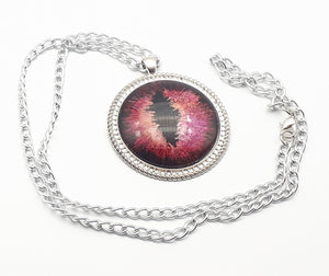 Fuchsia dragon eye necklace.