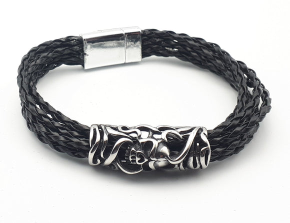 Leather store skull bracelet